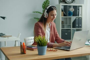 De drie beste koptelefoons voor thuiswerken in 2025