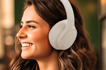 Draadloze Bluetooth stereo hoofdtelefoon met ruisonderdrukking, open ontwerp, hoogwaardige audio, krachtige bas, microfoon, opvouwbaar en lichtgewicht, geschikt voor reizen, thuiswerk, de sportschool, mobiele telefoon en computergebruik. Wit